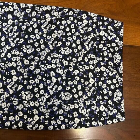 Express women’s floral‎ blue pencil skirt size 10 - Picture 2 of 8